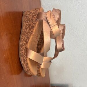 Girls Blowfish Strappy Sandals